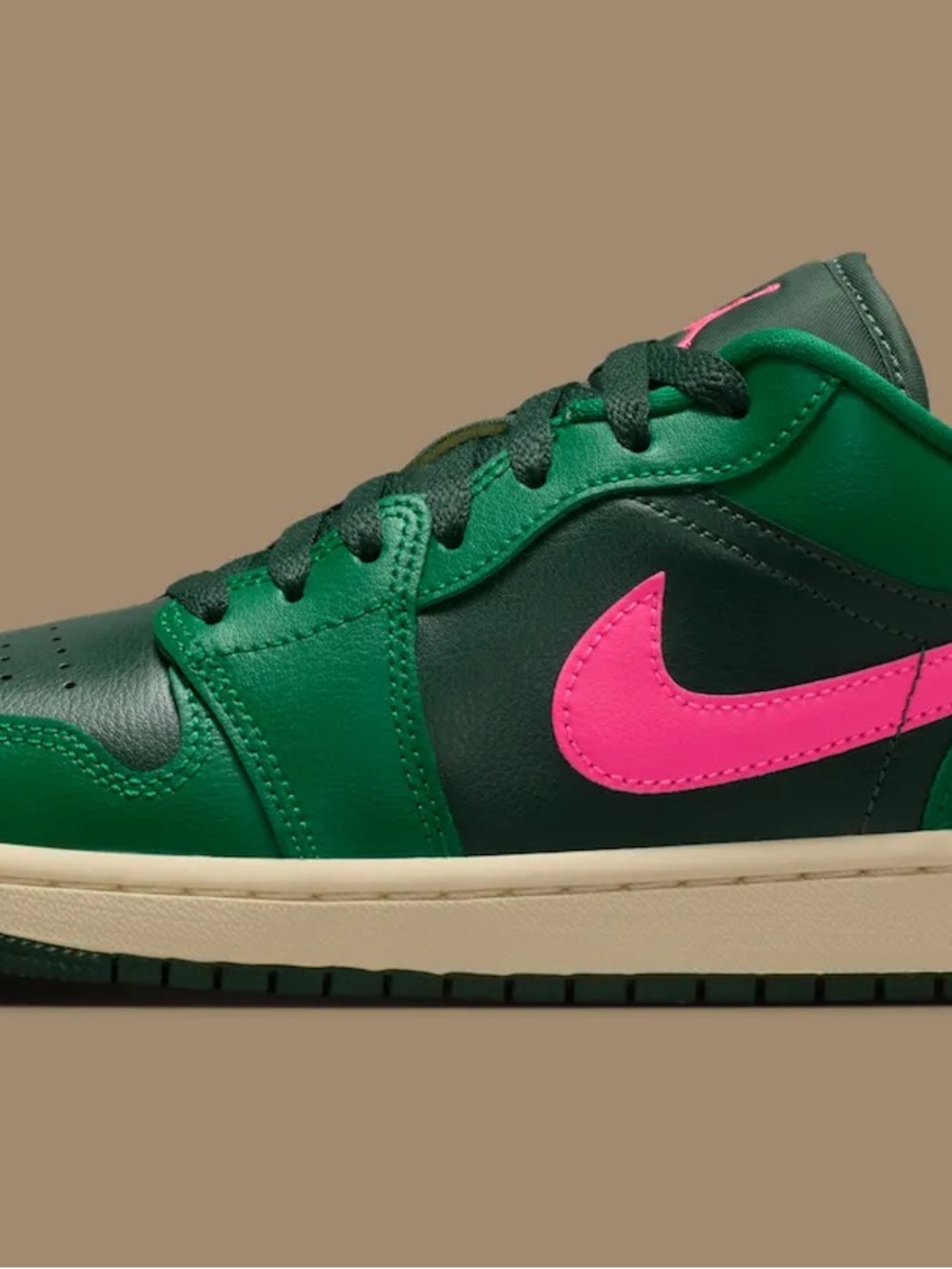 Women’s Air Jordan 1 Low - Malachite/Pink Blast
